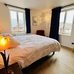 Charming Flat In The Heart Of