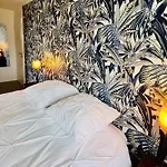 아파트 Charming Flat In The Heart Of *