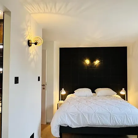 Charming Flat In The Heart Of Apartment *