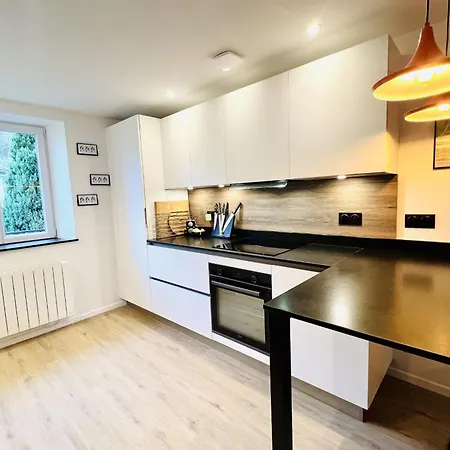 Charming Flat In The Heart Of *