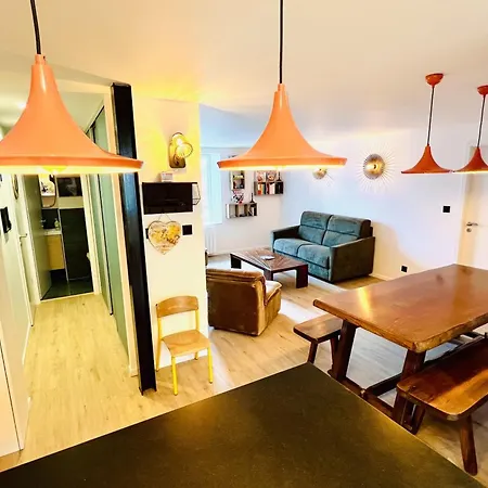 Charming Flat In The Heart Of