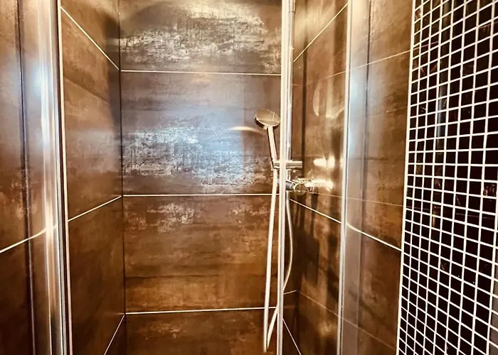 Charming Flat In The Heart Of *